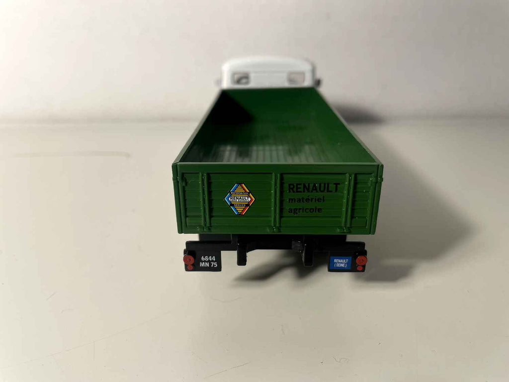 Camion Saviem JL21 verde con cabina verde e bianca - camion piattaforma "Renault Materiale agricolo" - Francia 1972