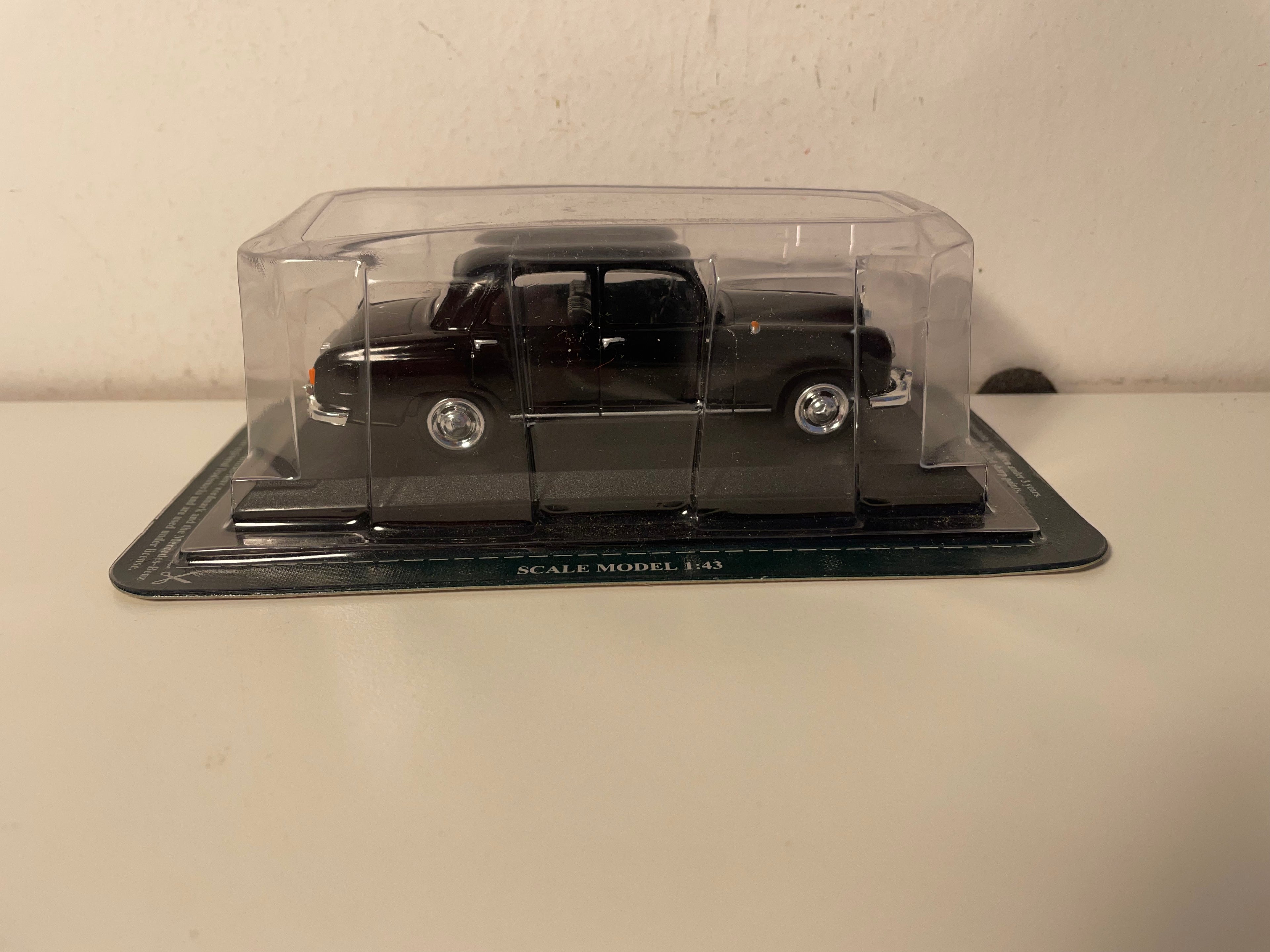 Mercedes-Benz 180 noire - Del Prado