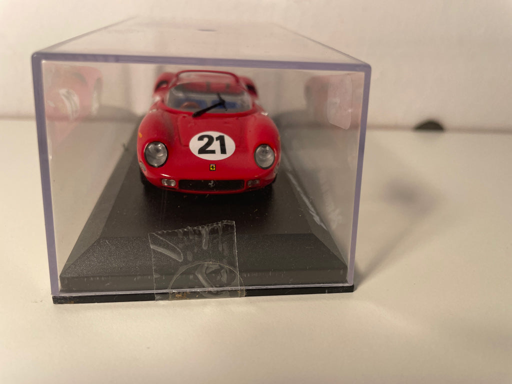 Ferrari 250P rojo número 21 - 24 horas de Le Mans de 1963