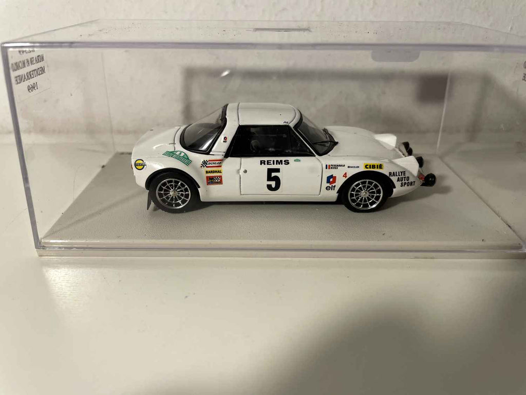 Biała Matra 530 numer 5 - Rajd Monte Carlo na Morzu Śródziemnym z 1969 roku
