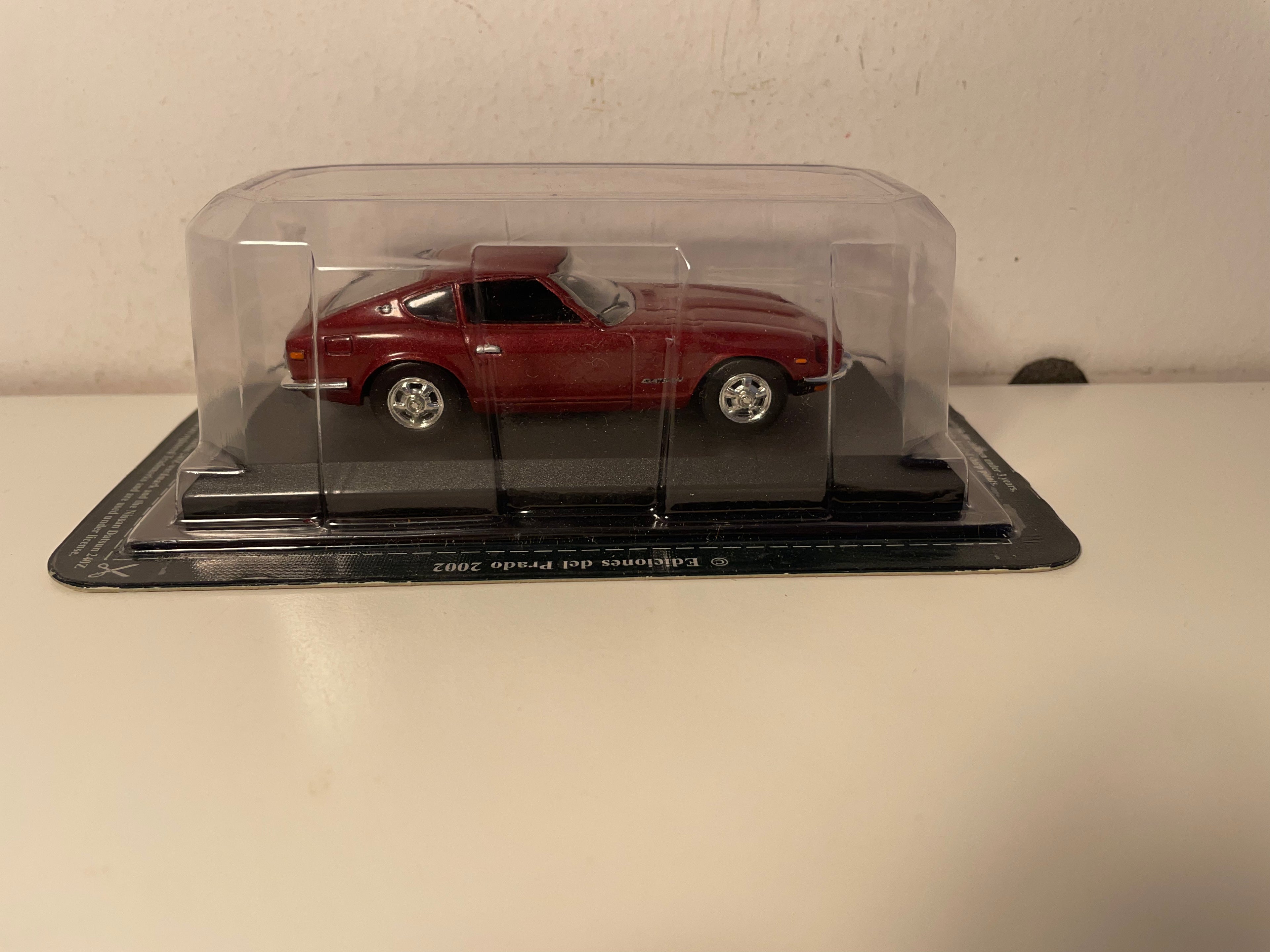 Datsun 240Z bordeaux - Del Prado