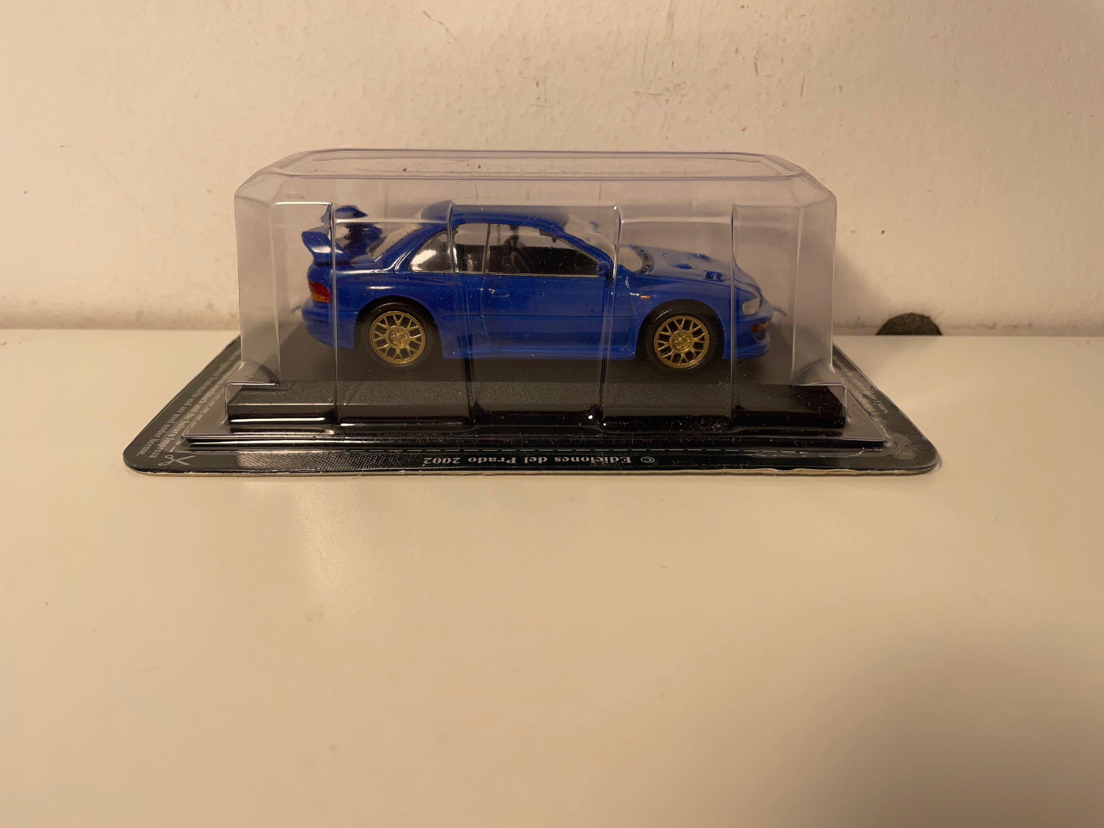 Subaru Impréza bleue - Del Prado