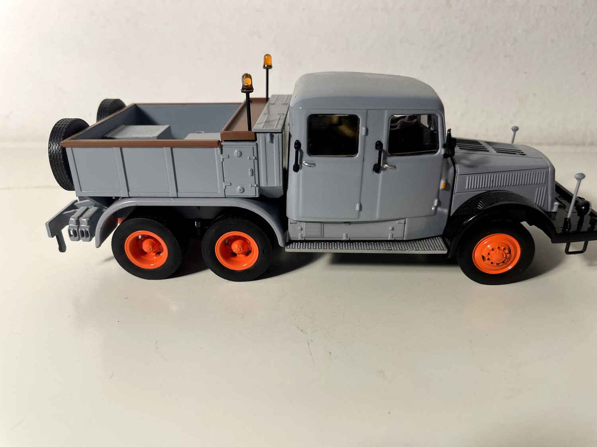 Tatra 141 Grauer Lkw (Tschechoslowakei 1957)