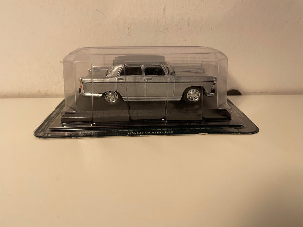 Peugeot 404 grise - Del Prado