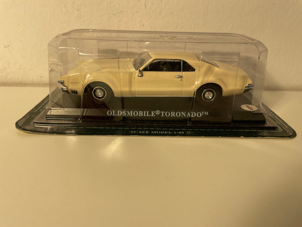 Oldsmobile Toronado beige/marron claire?? (voiture américaine) - Del Prado