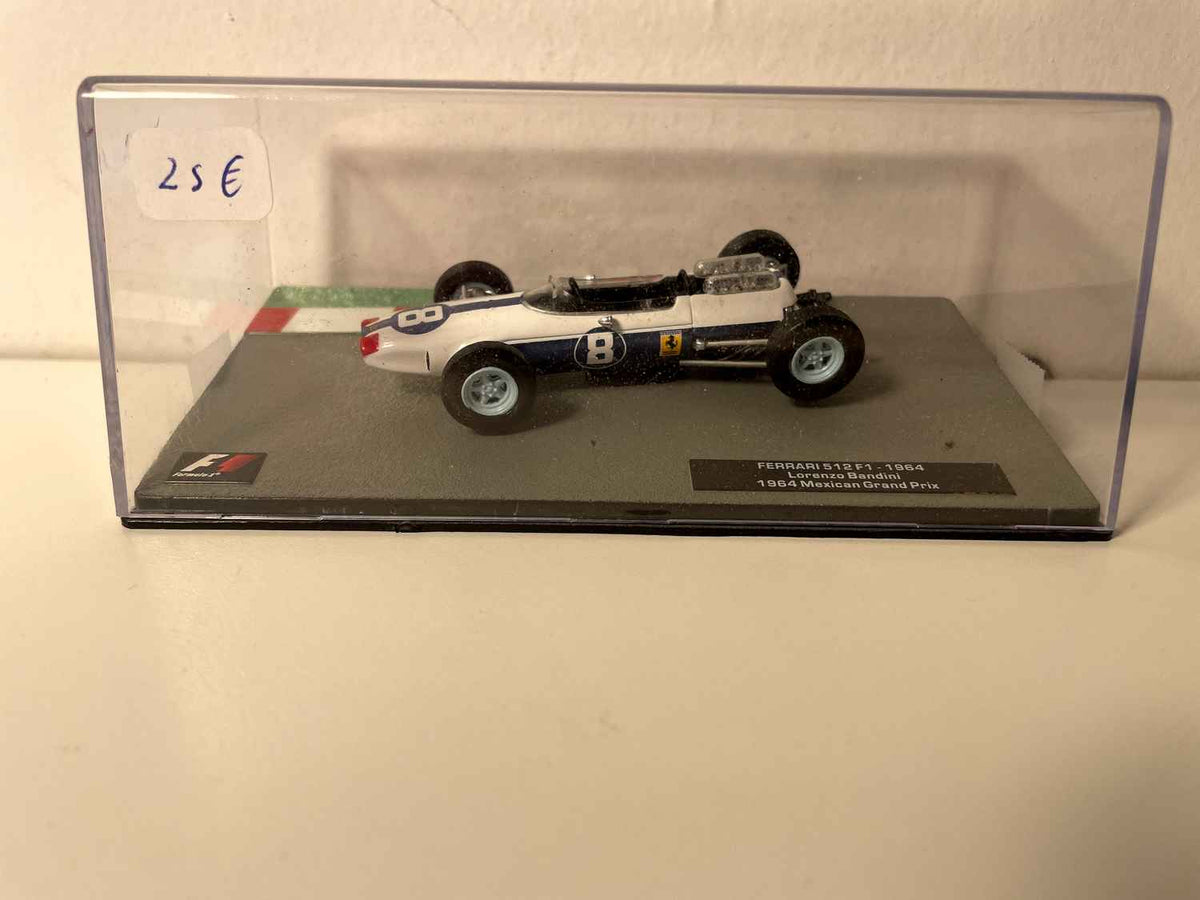 Ferrari 512 F1 wit en blauw nummer 8 uit 1964 (Formule 1) - Grand Prix van Mexico