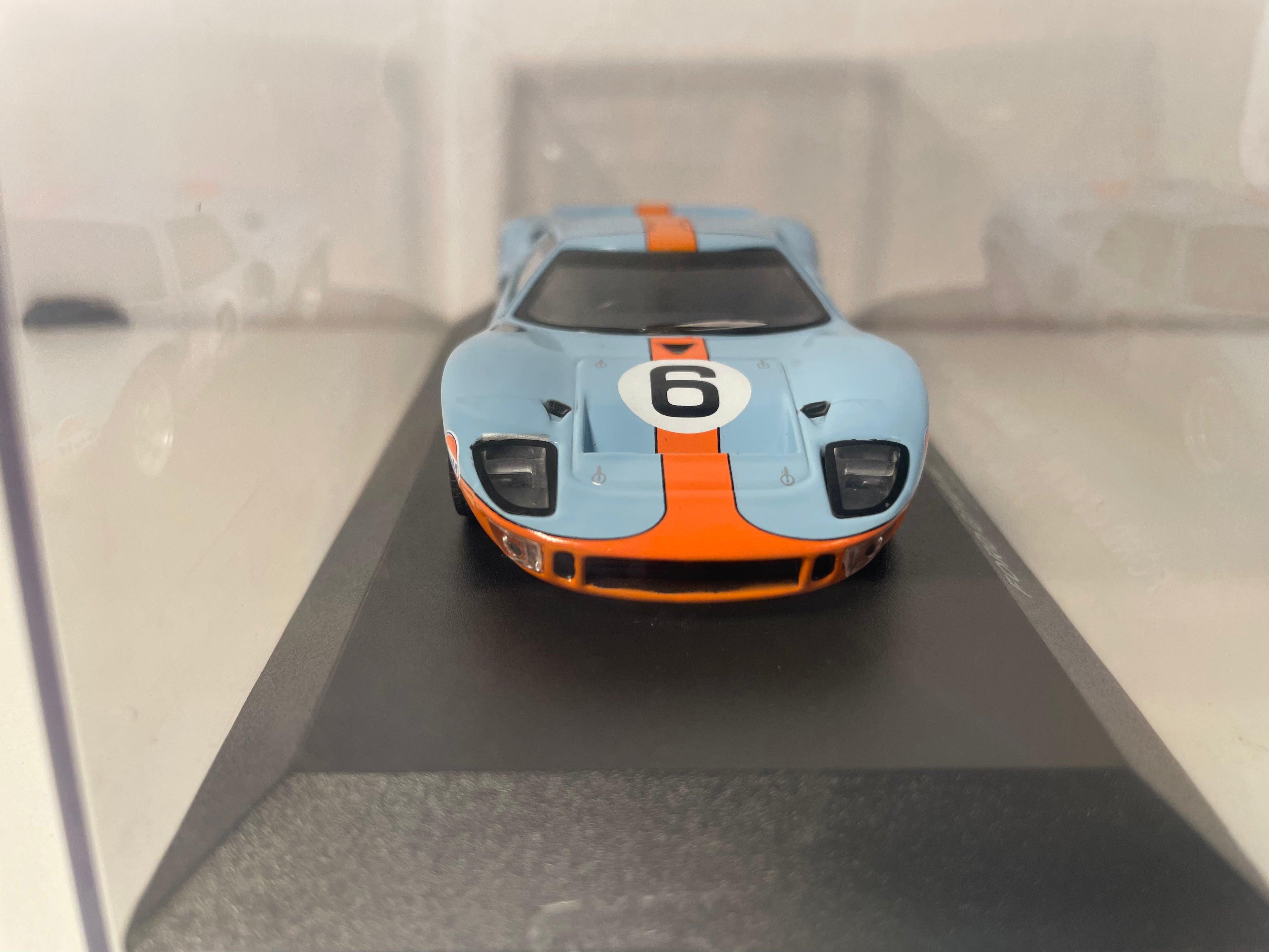 Ford GT40 blue and orange (GULF colors) number 6 - 24 Hours of Le Mans 1969