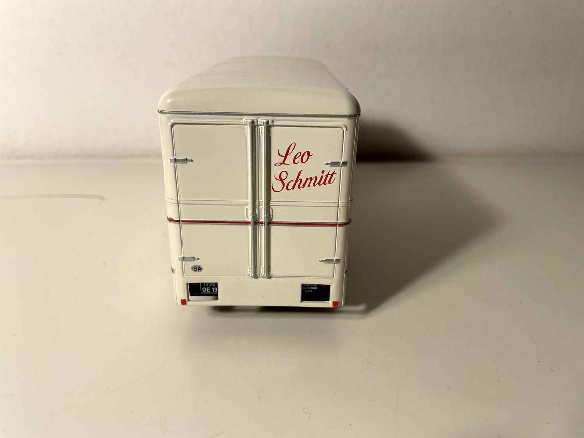 UNIC PUYMORENS Camion laange Frigo-Van Léo Schmitt