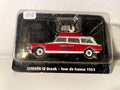 Citroën ID Break rouge et blanche Radio Télé Luxembourg (RTL) avec caméraman sur le toit - Tour de France de 1963