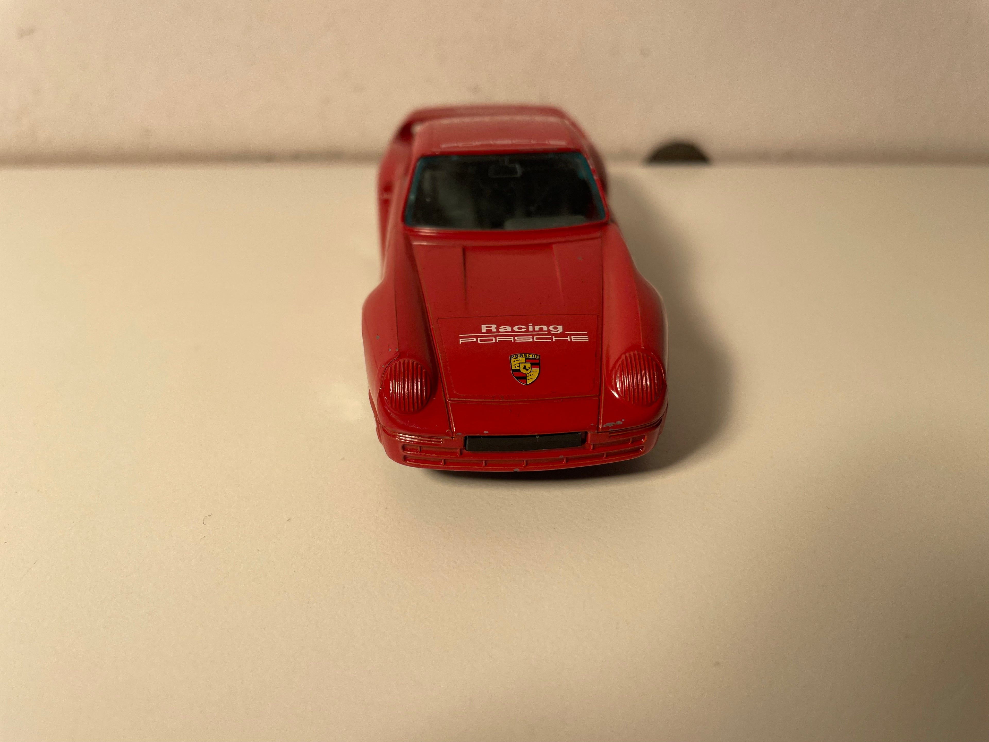 Porsche 959 rouge - BURAGO référence 4161