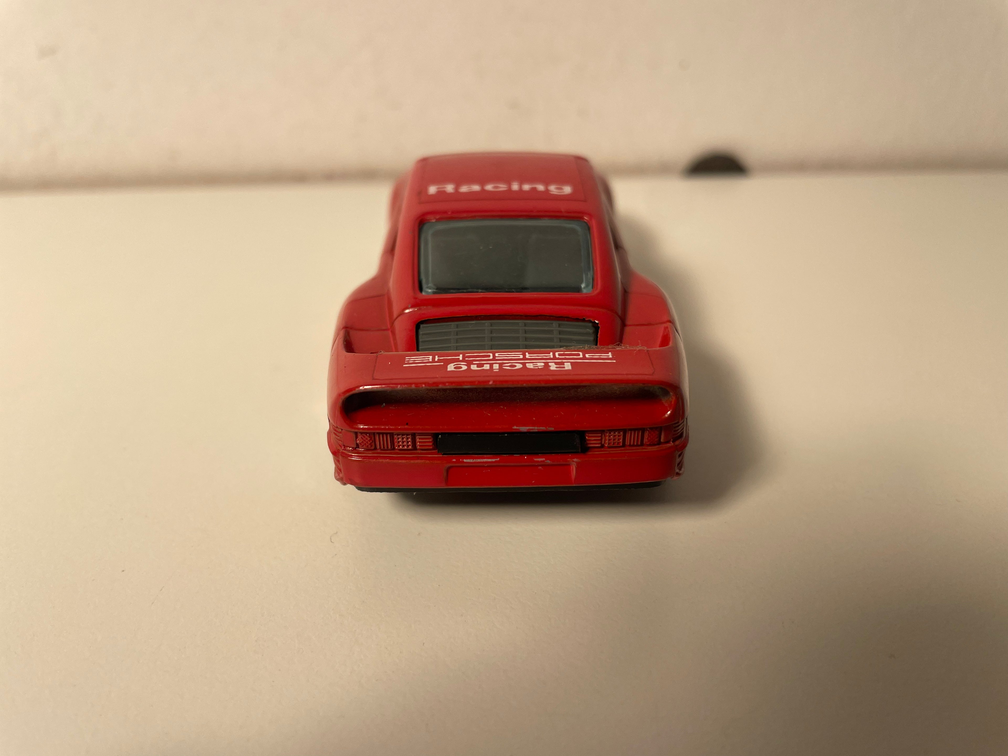 Porsche 959 rouge - BURAGO référence 4161