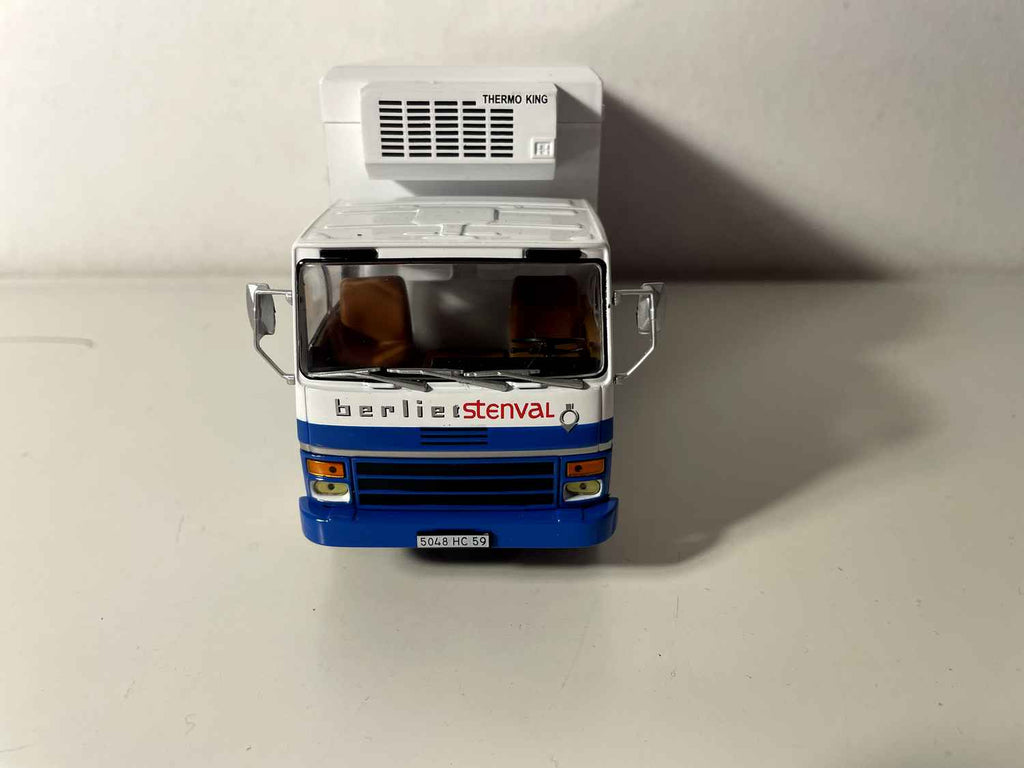 Camion Berliet GR 260 STENVAL
