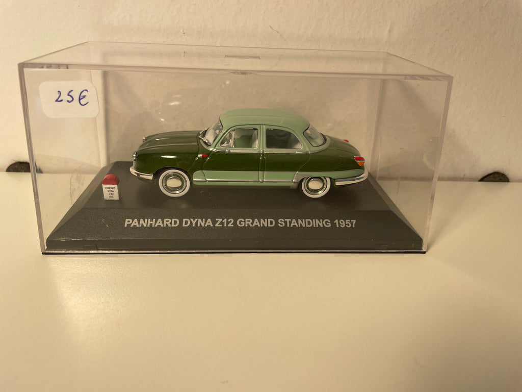 Panhard Dyna Z12 Grand Standing von 1957 (mit 2 Farben Grün)