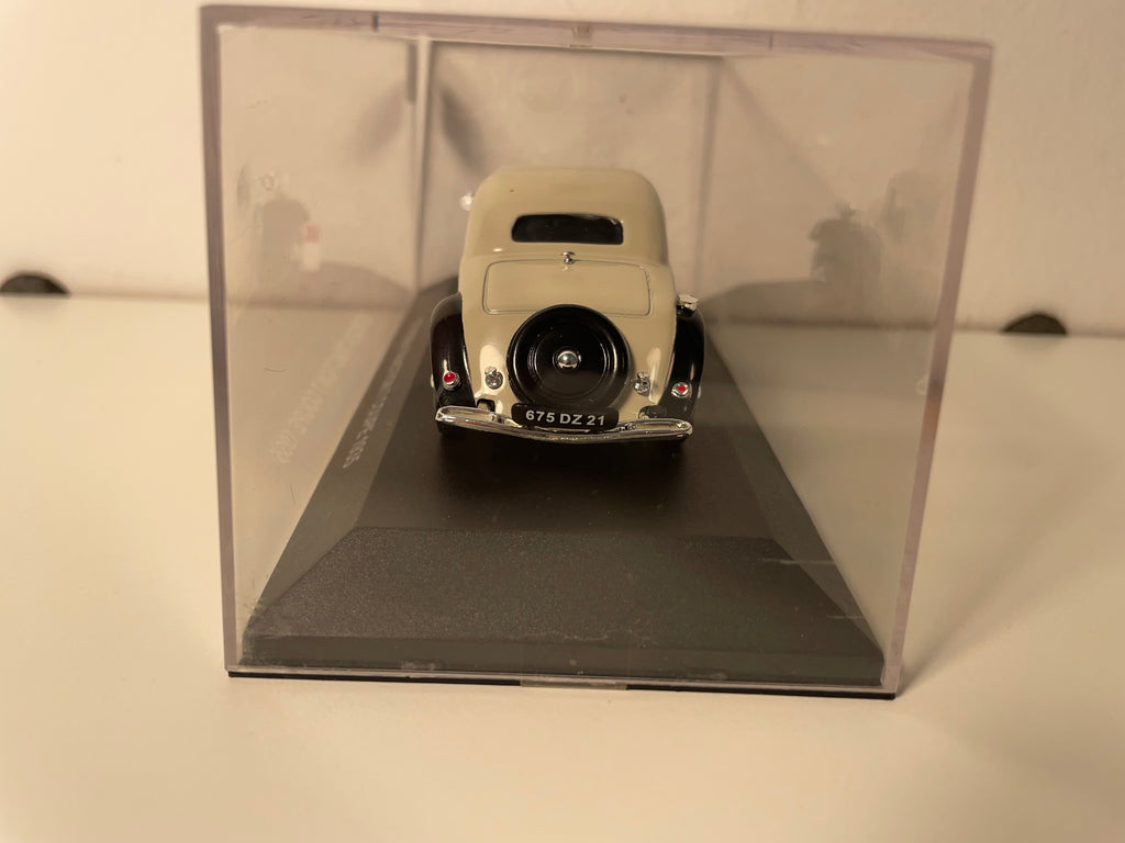 Citroën traction 7 coupé marron et noire de 1935 - NOSTALGIE