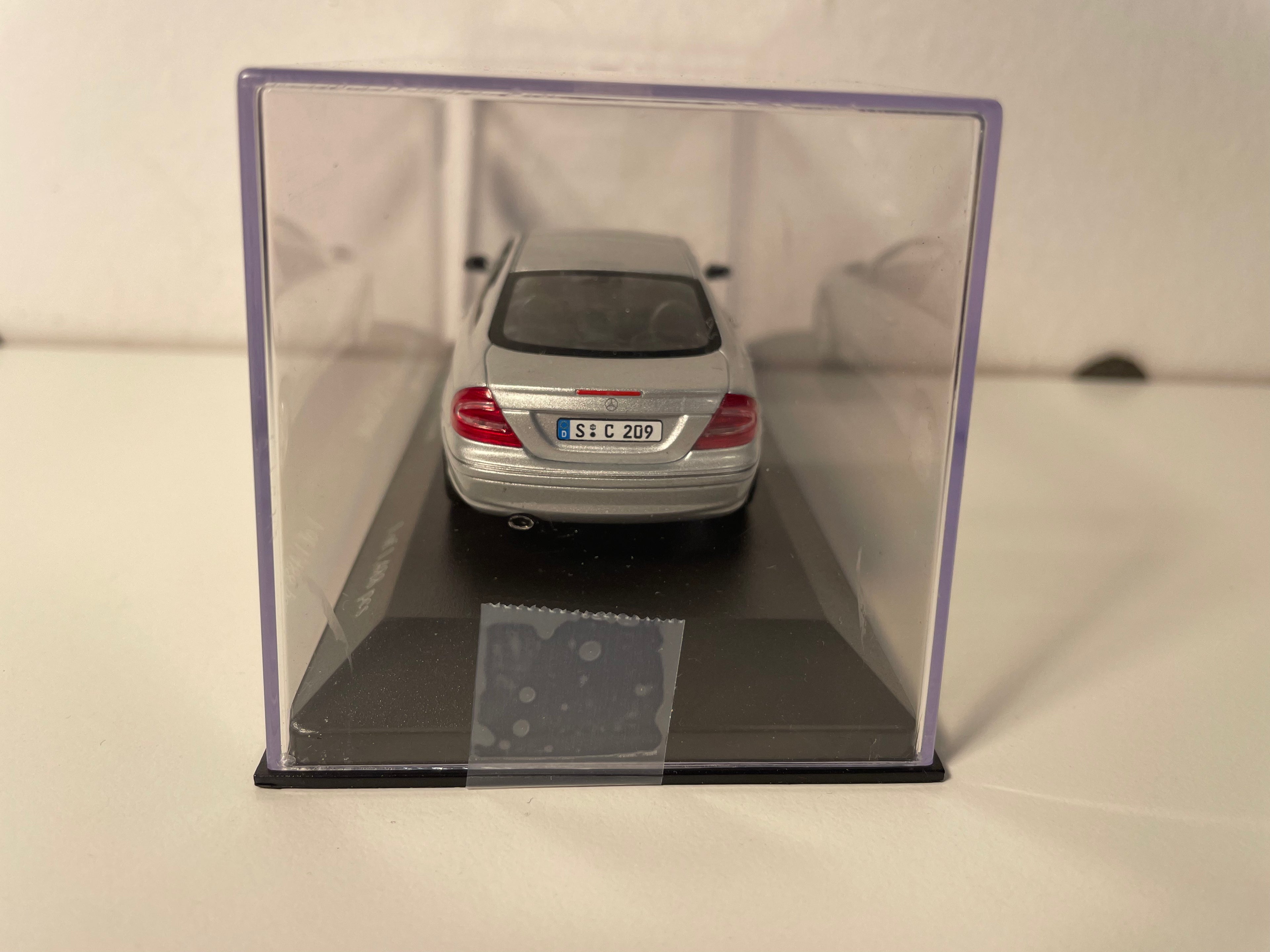 Mercedes-Benz CLK-Klasse grise - MINICHAMPS