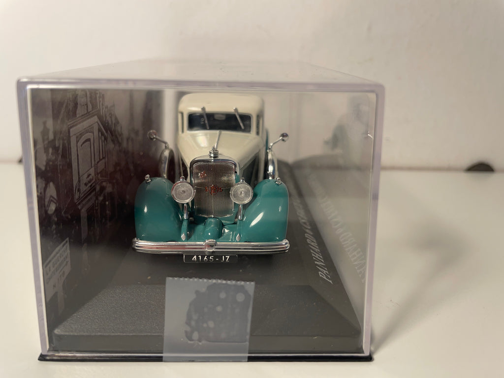 Panhard 6 CS faux cabriolet verte et crème de 1935