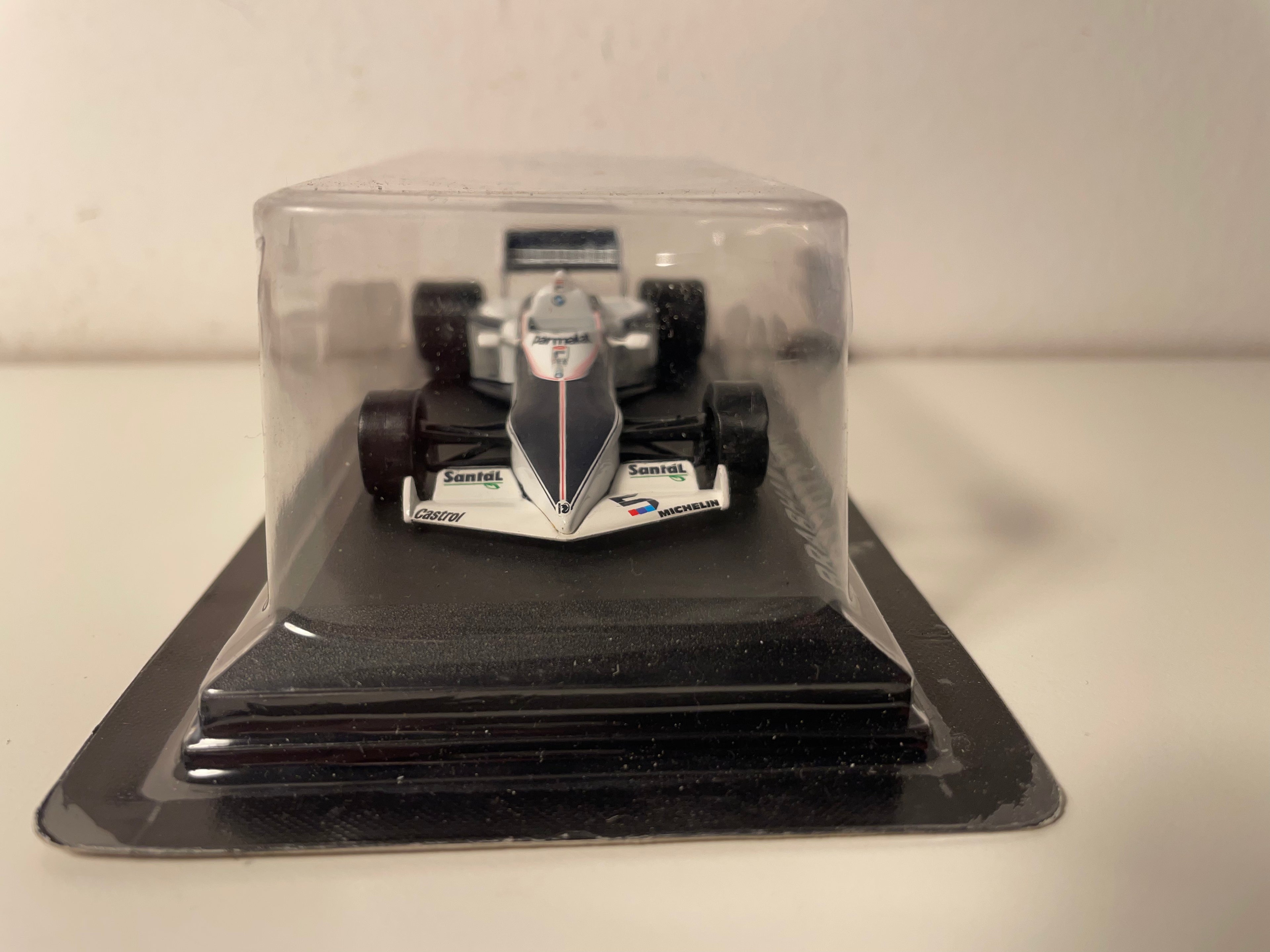 Brabham BMW BT 52 biały numer 5 z 1983 roku (Formuła 1)