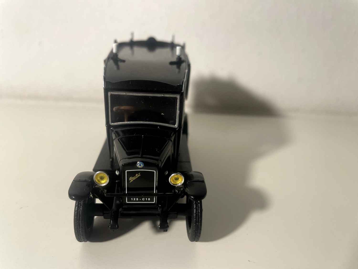 1924 Berliet VTB Camionetten, elektresch Héier, Begriefnes Camionetten