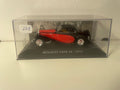 Bugatti type 50 noire et rouge de 1932