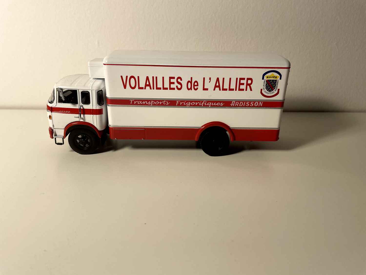 Camion BERLIET GR 200 Volailles de l'Allier (transports frigorifiques ARDISSON)