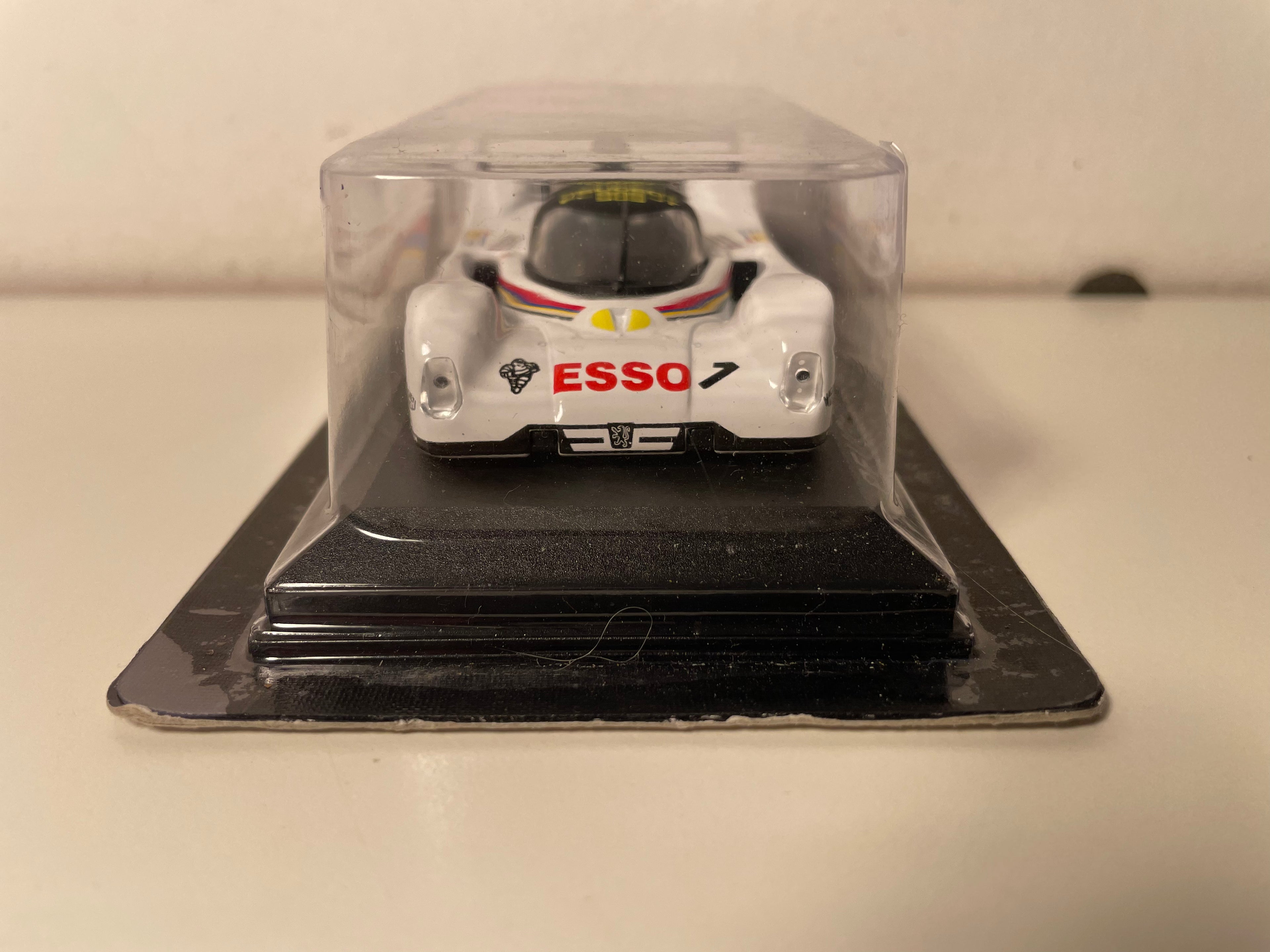 Peugeot 905 blanche numéro 1 - 24 heures du Mans de 1992 (blister)