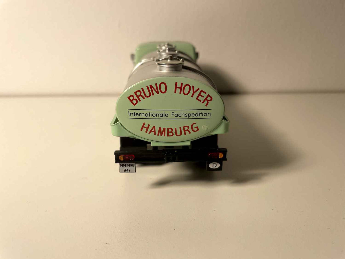 Mercedes-Benz LP 333 "Bruno Hoyer" tanker truck
