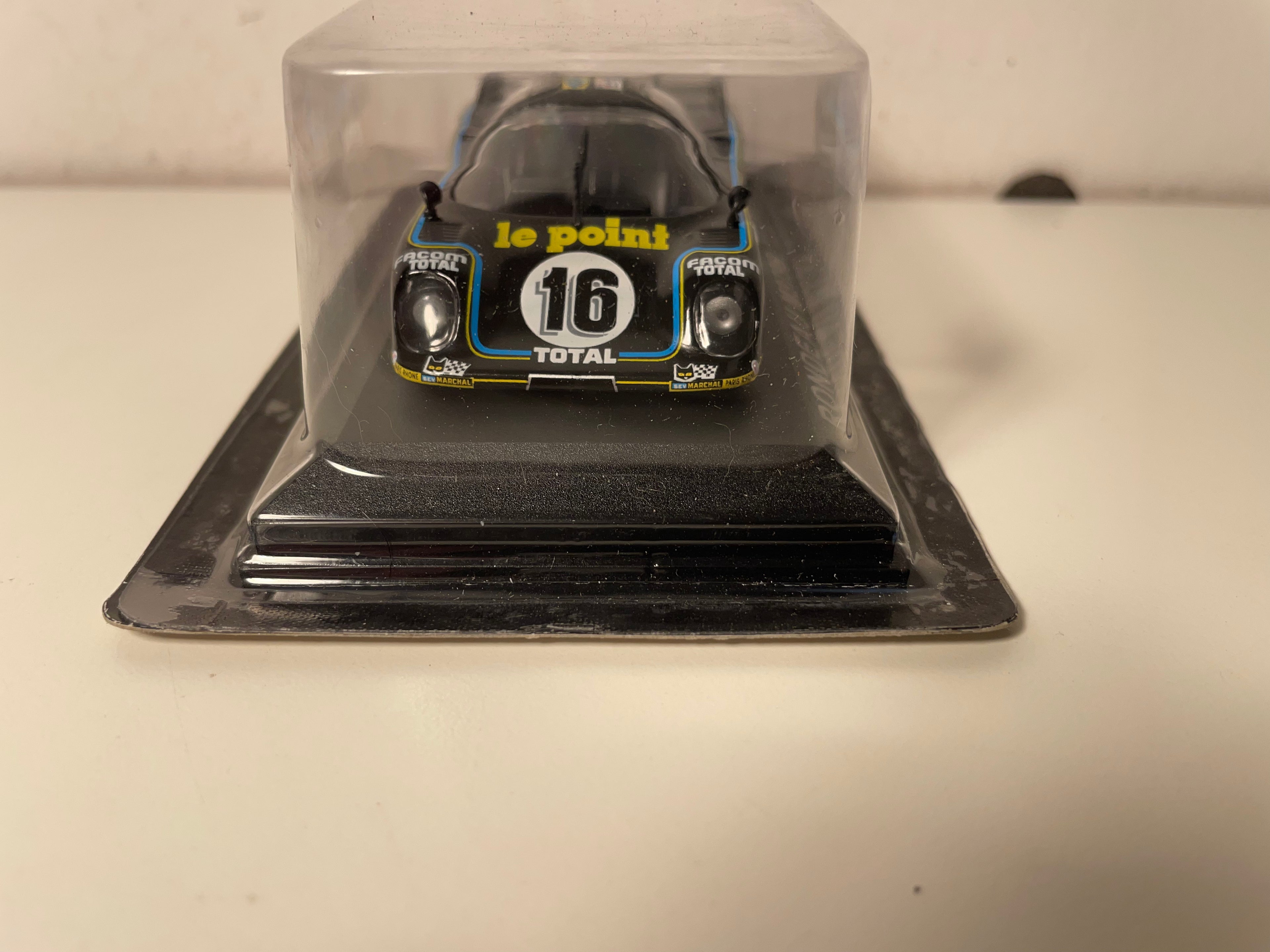 Rondeau M379B noire numéro 16 - 24 heures du Mans de 1980 (blister)
