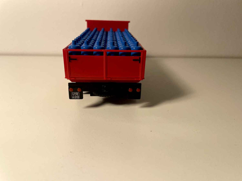 Camion per il trasporto di bombole di gas FORD THAMES FTG 6/7 (camion rosso)
