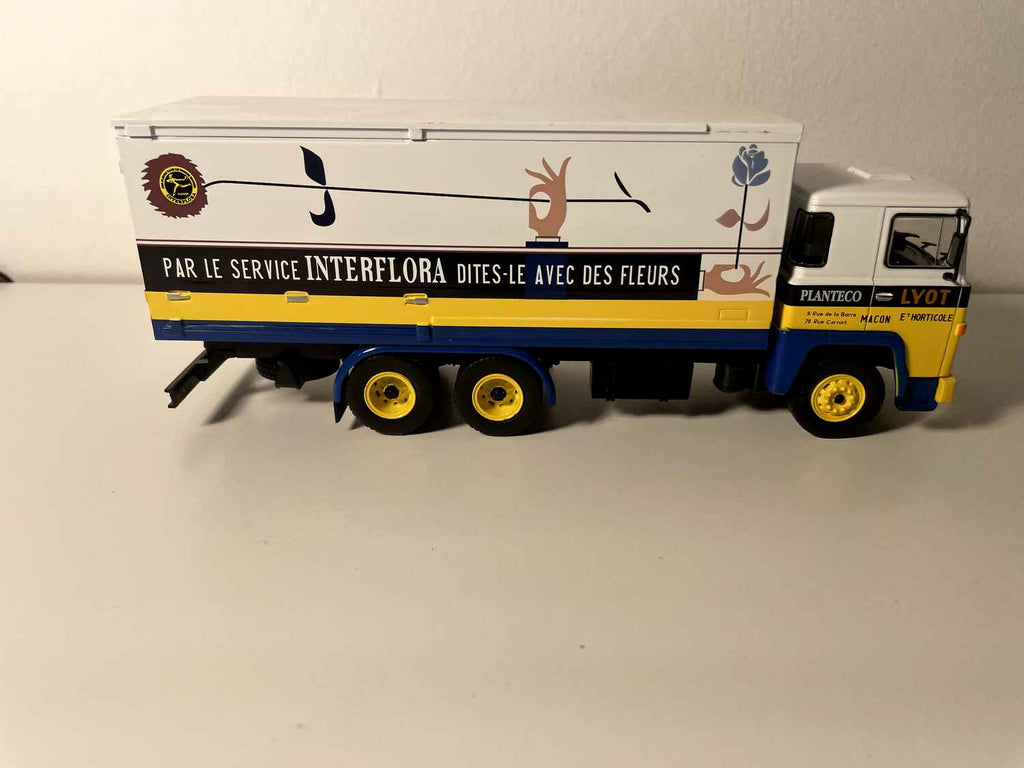 Ciężarówka Scania 140 V8 INTERFLORA