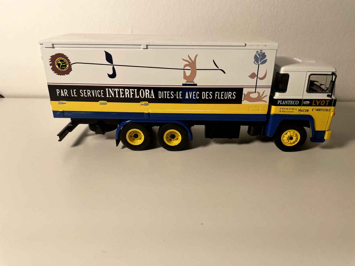 Camion Scania 140 V8 INTERFLORA