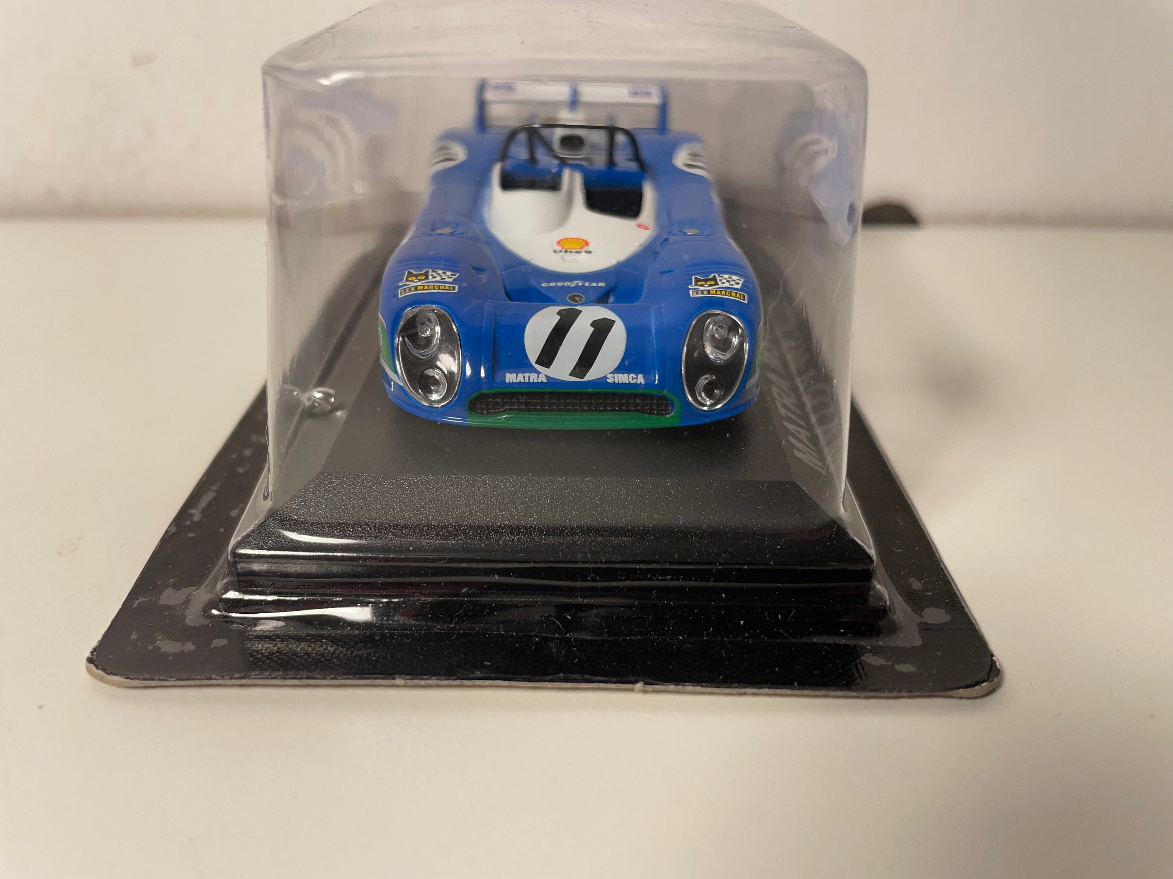 Matra MS670B bleue et blanche numéro 11 - 24 heures du Mans de 1973 (blister)
