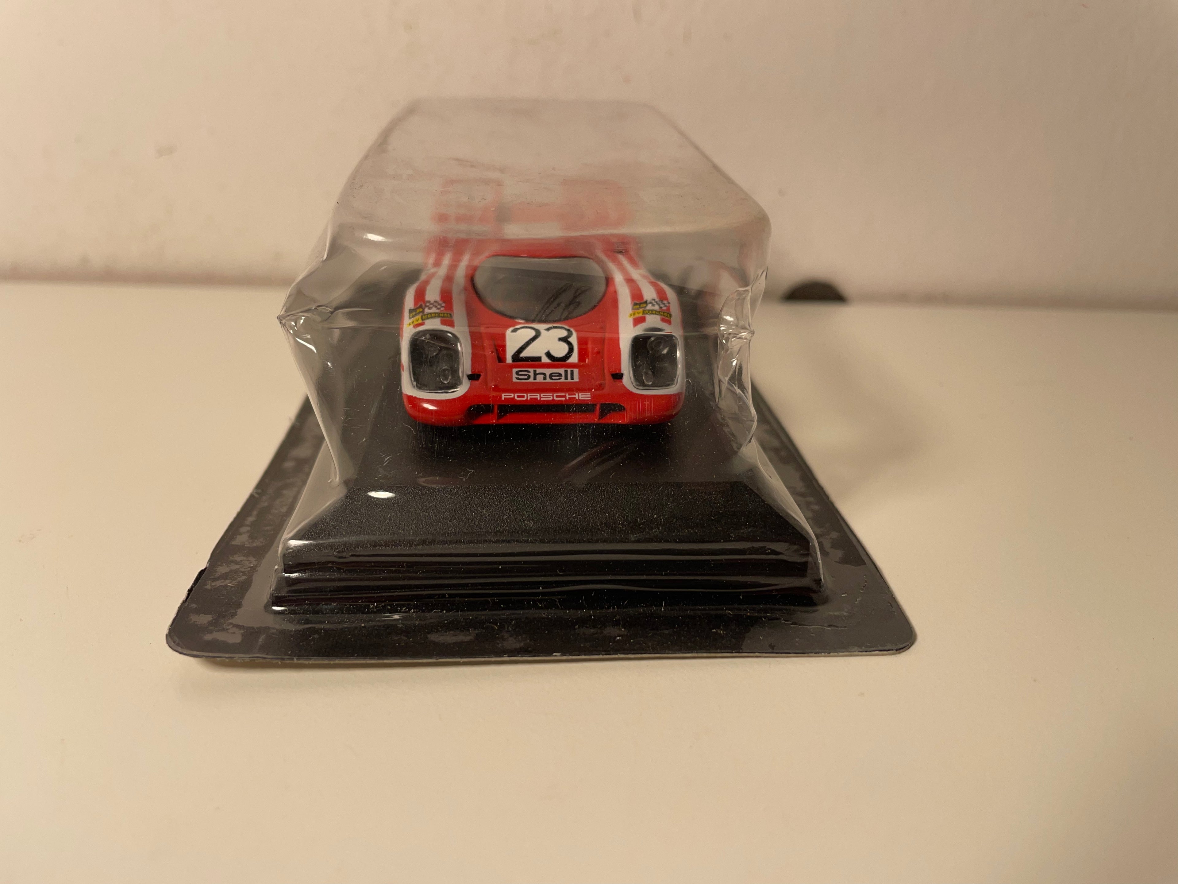 Porsche 917 rouge et blanche numéro 23 - 24 heures du Mans de 1970 (blister)