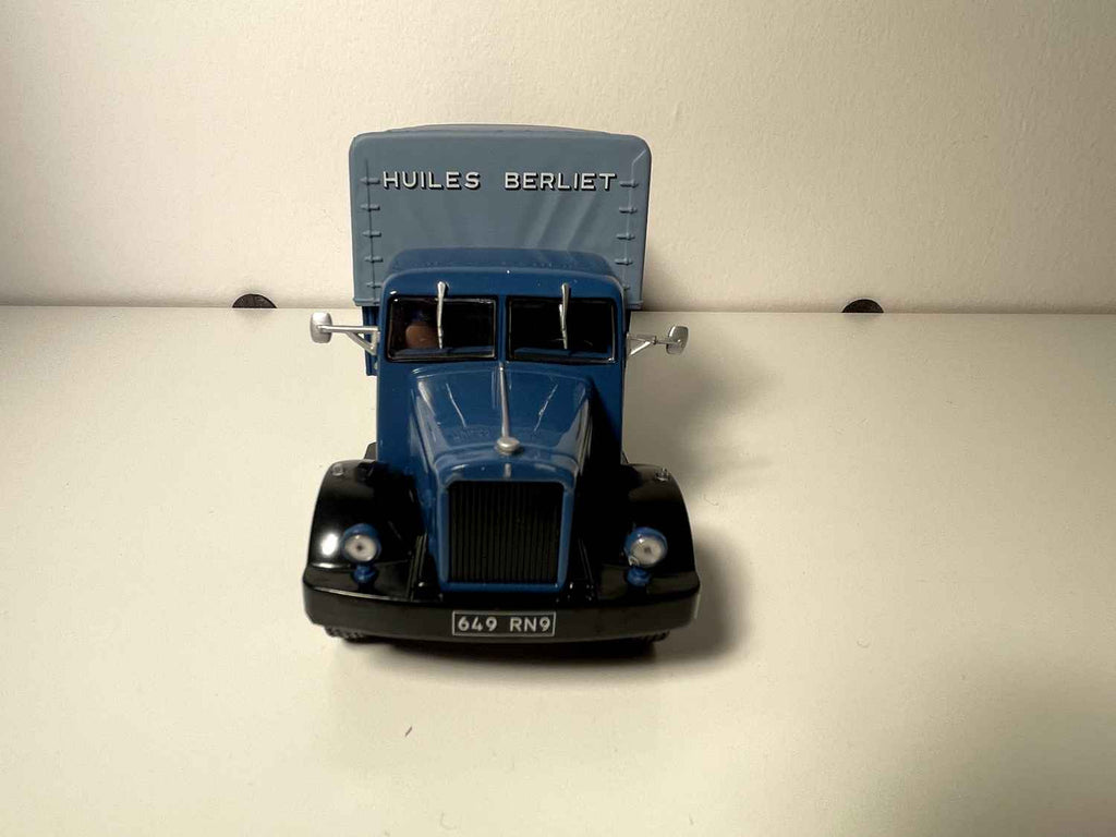 Berliet GDR 7W Camion Berliet Oils - camion blu