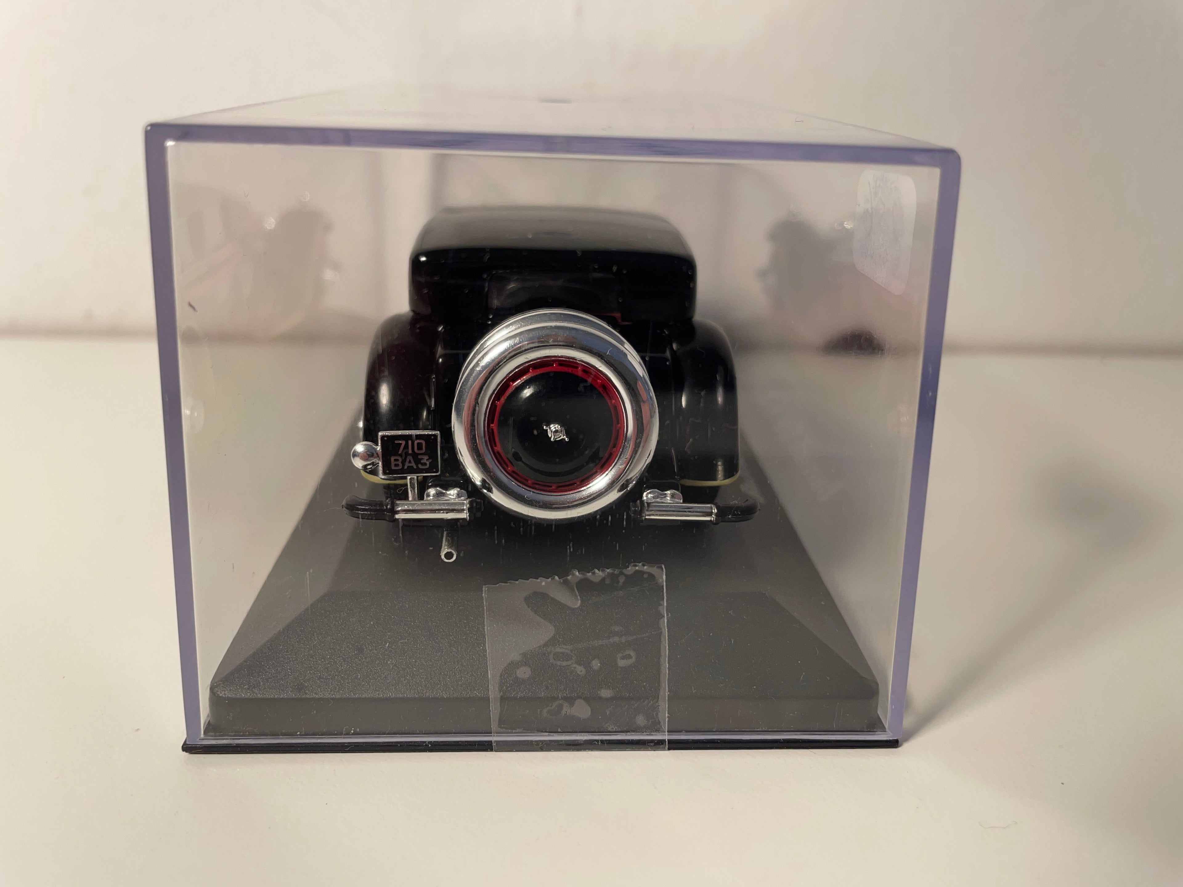 Bucciali TAV 8-32 noire de 1932