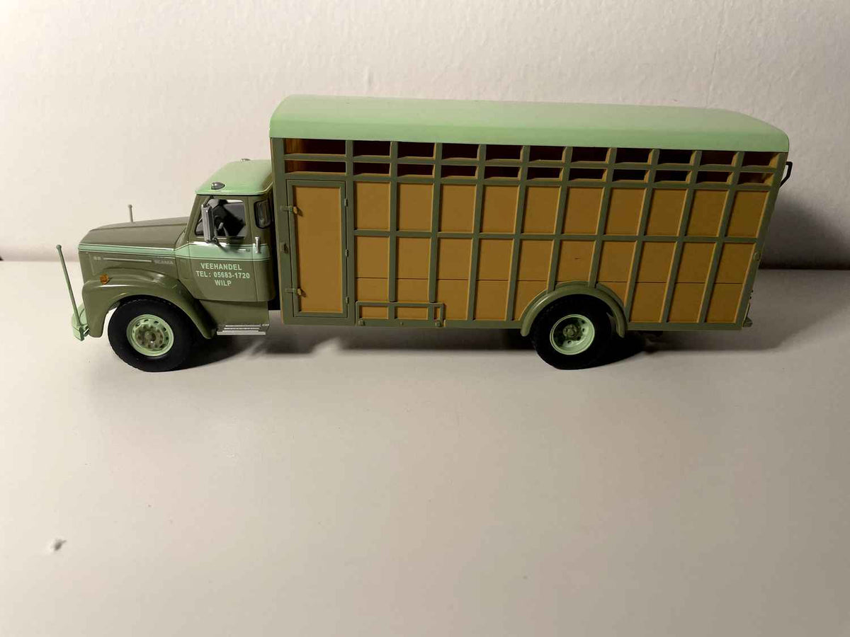 Camion Scania L85 S (capot medio cassone lungo verde e marrone)