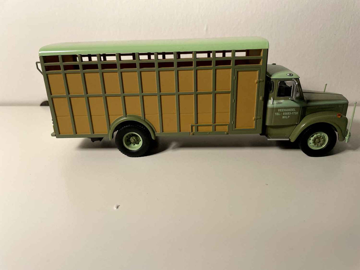 Camion Scania L85 S (capot medio cassone lungo verde e marrone)