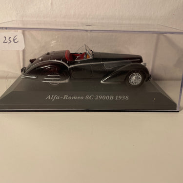 Schwaarzen Alfa Romeo 8C 2900B vun 1938