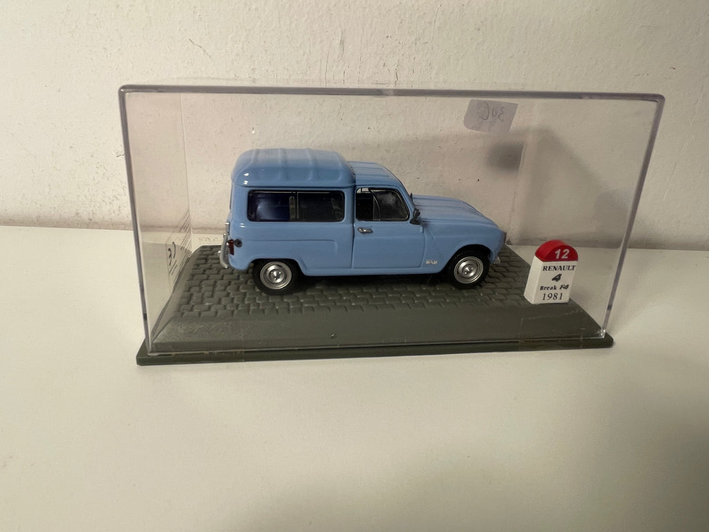 Renault 4 break F4 bleue de 1981 (vitré à l'arrière)
