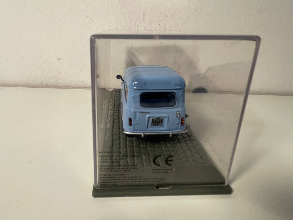 Renault 4 break F4 bleue de 1981 (vitré à l'arrière)