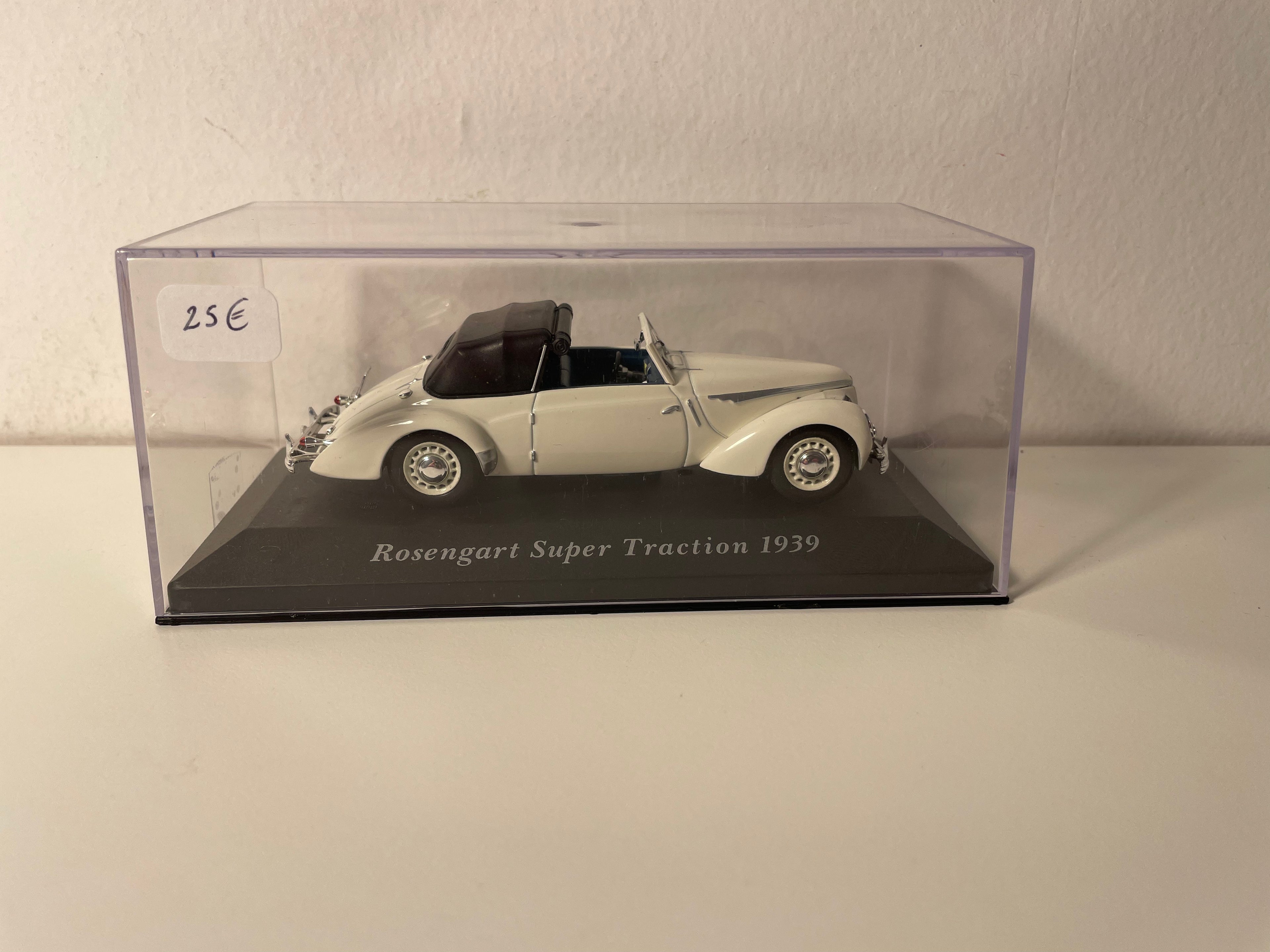 Rosengart super traction blanche de 1939