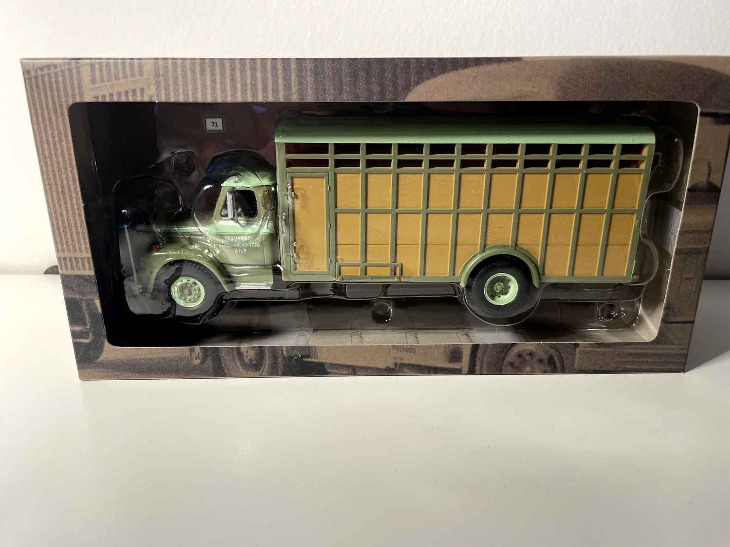 Camion Scania L85 S (capot medio cassone lungo verde e marrone)