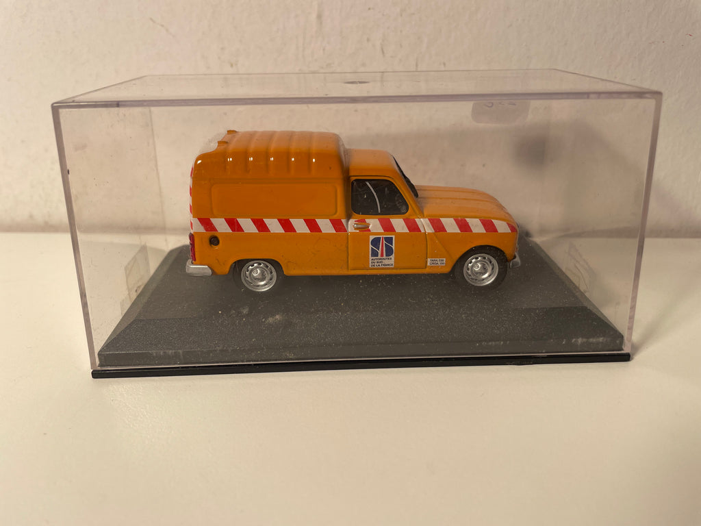 Renault 4F6 oranje snelwegservice