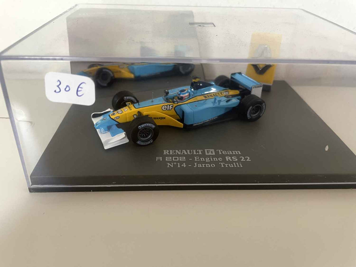Renault F1 Team R 202 - Silnik RS 22 niebiesko-żółty numer 14 - Jarno Trulli - Formuła 1