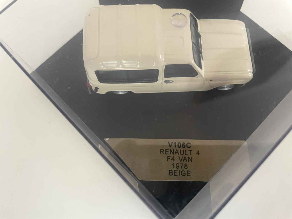 Renault 4 F4 Van beige uit 1978 (Snelheidsreferentie V106C)