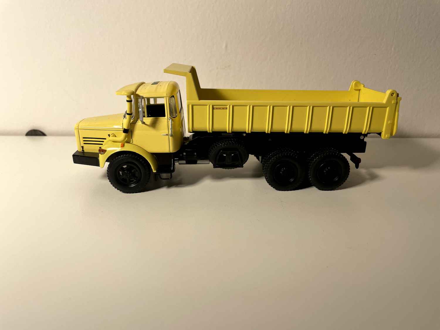 Camion Berliet GBH 12 6X4 - giel Benne-Camion