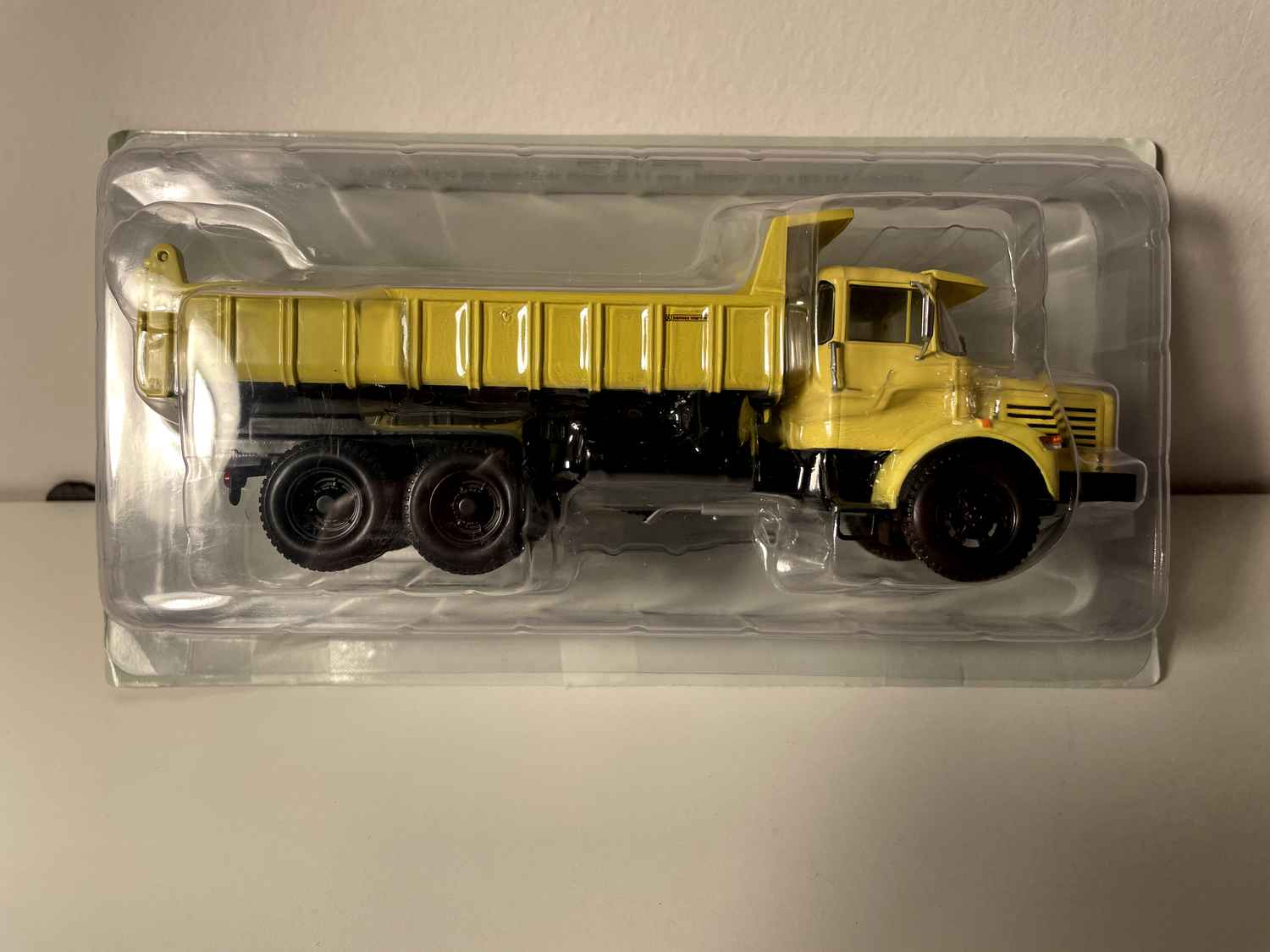 Camion Berliet GBH 12 6X4 - giel Benne-Camion