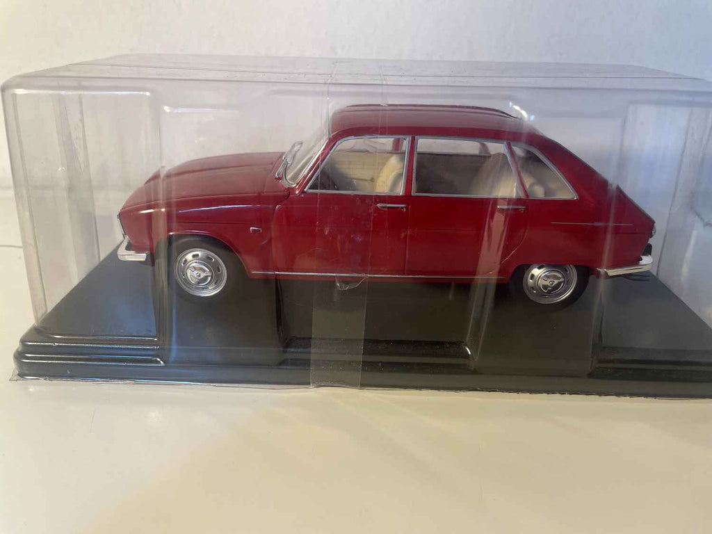1965 Renault 16 bordeauxrout / donkelrout (Moossstaf 1/24)