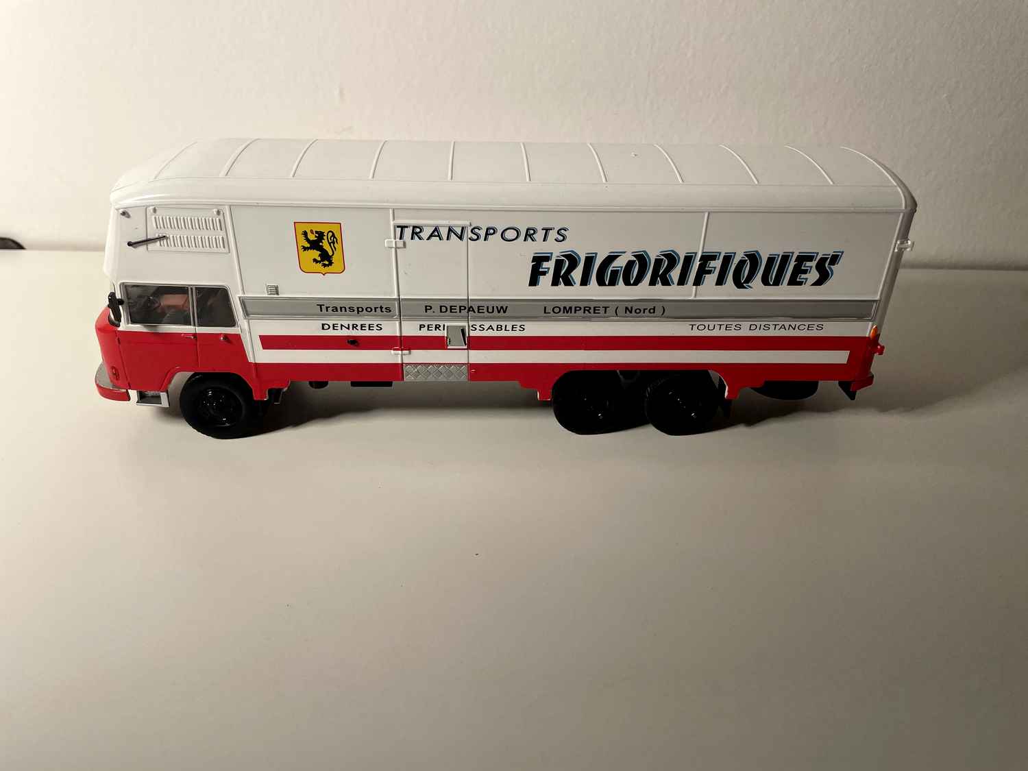 Chłodnia Berliet GPRK 10 w białym i czerwonym - Transporty P. Depaeuw - Lompret (Nord)