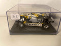 Renault RE30B Formula 1 gialla e bianca numero 16 - vincitore del GP di Francia del 1982 (René Arnoux)