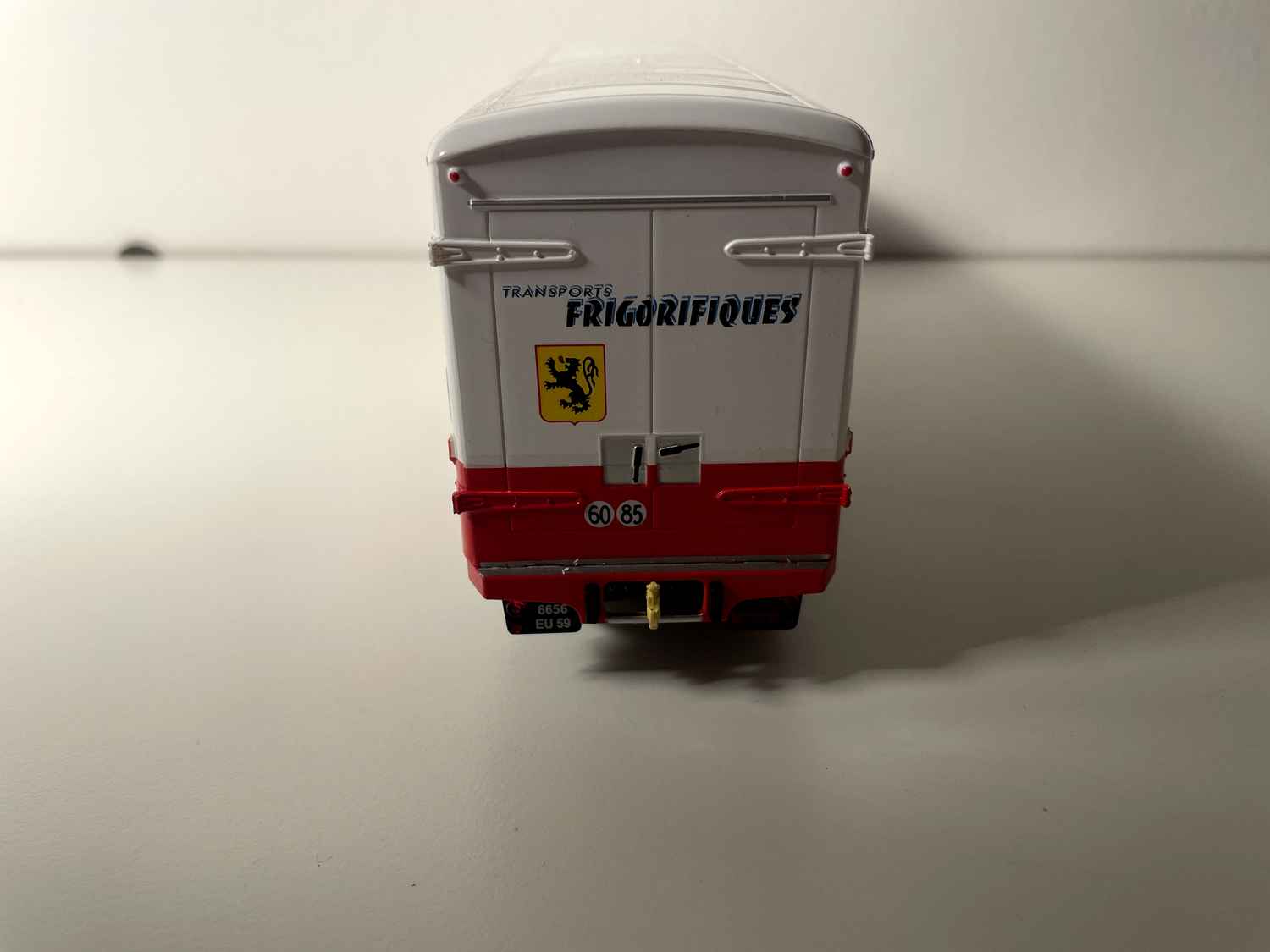Chłodnia Berliet GPRK 10 w białym i czerwonym - Transporty P. Depaeuw - Lompret (Nord)